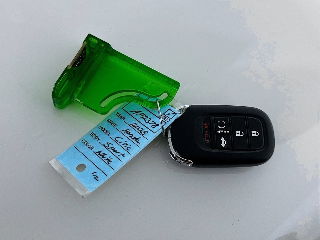 Used 2025 Honda Civic Sport image 31