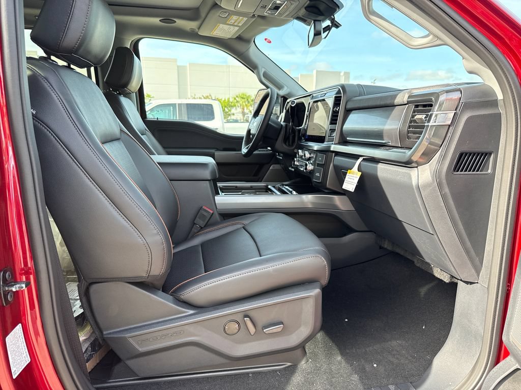 New 2026 Ford F250 Lariat w/ Black Appearance Package AWD/4WD image 24