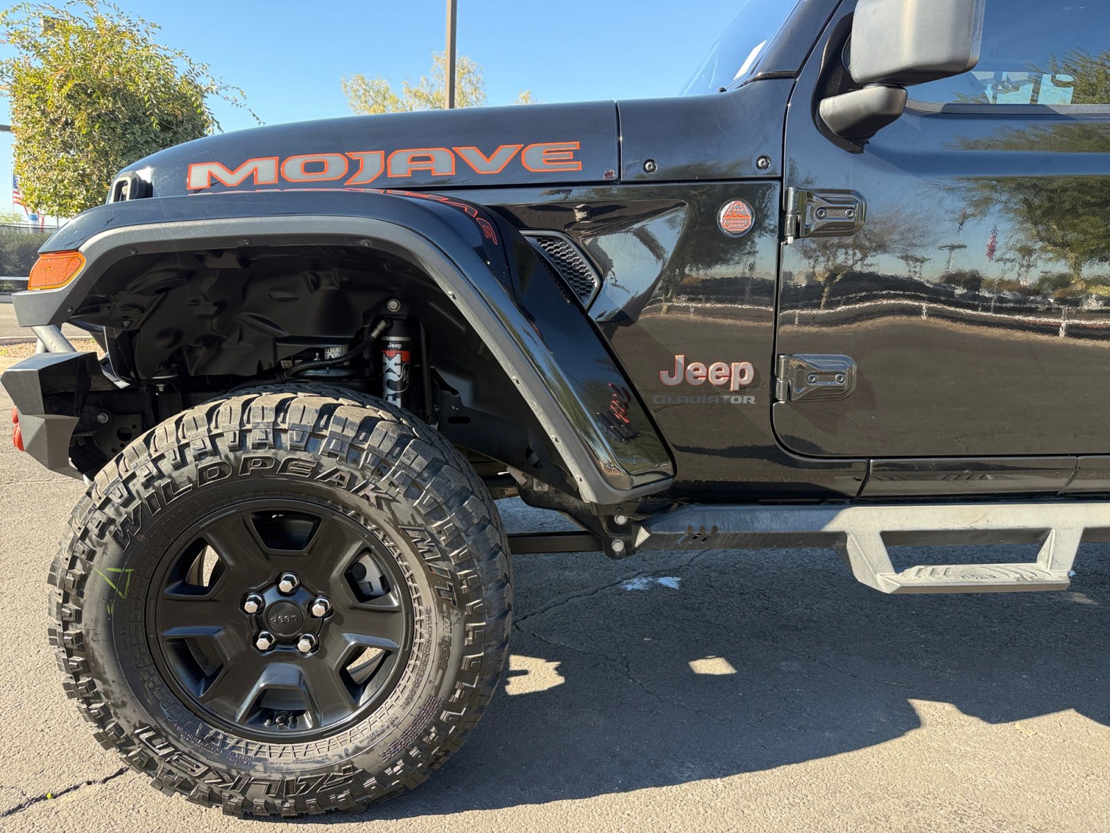 Certified 2020 Jeep Gladiator Mojave image 10