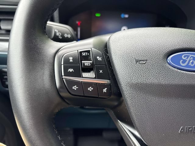 Used 2025 Ford Maverick Lariat w/ Black Appearance Package AWD/4WD image 25