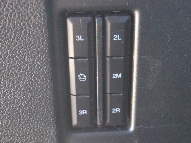Used 2020 Ford Expedition Max Limited w/ Equipment Group 301A AWD/4WD image 35