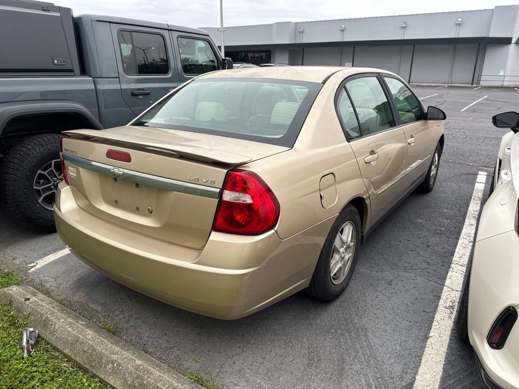 Used 2005 Chevrolet Malibu LS w/ Preferred Equipment Group FWD image 6