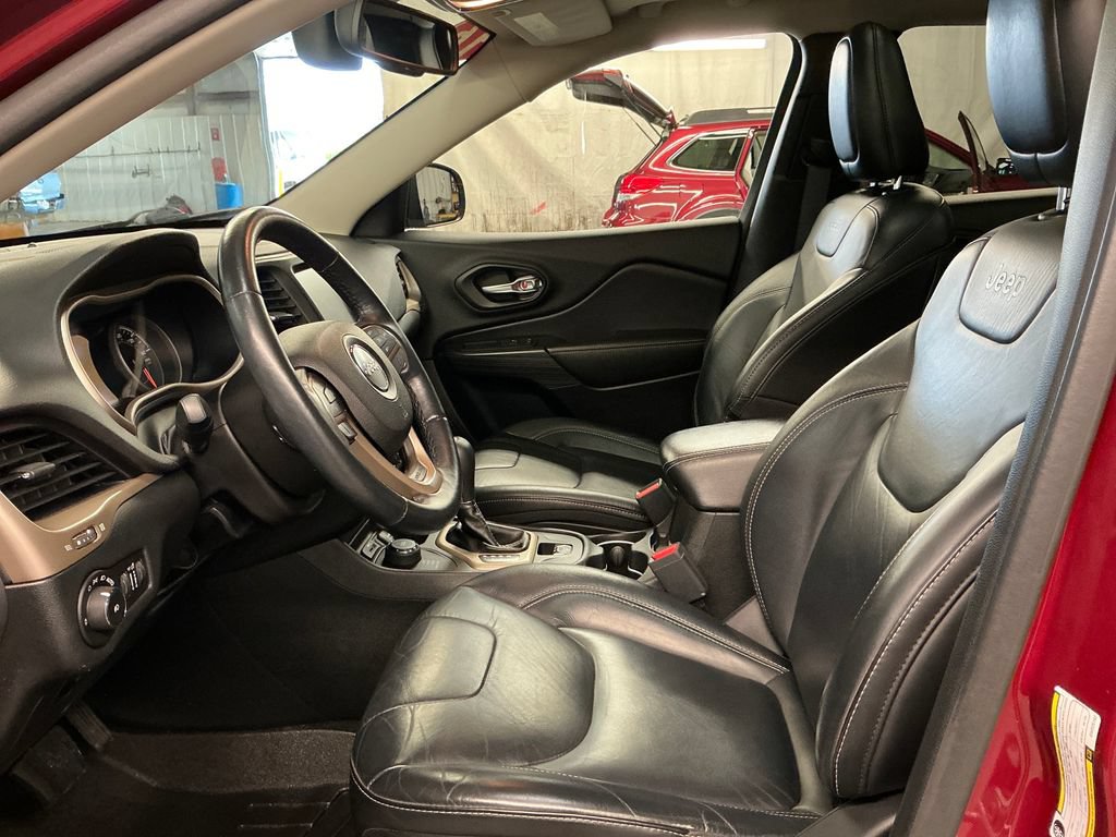 Used 2016 Jeep Cherokee High Altitude AWD/4WD image 14