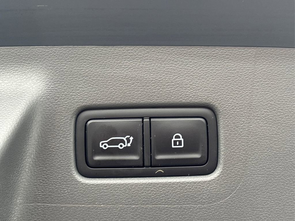 Used 2024 Hyundai Santa Fe Limited image 14