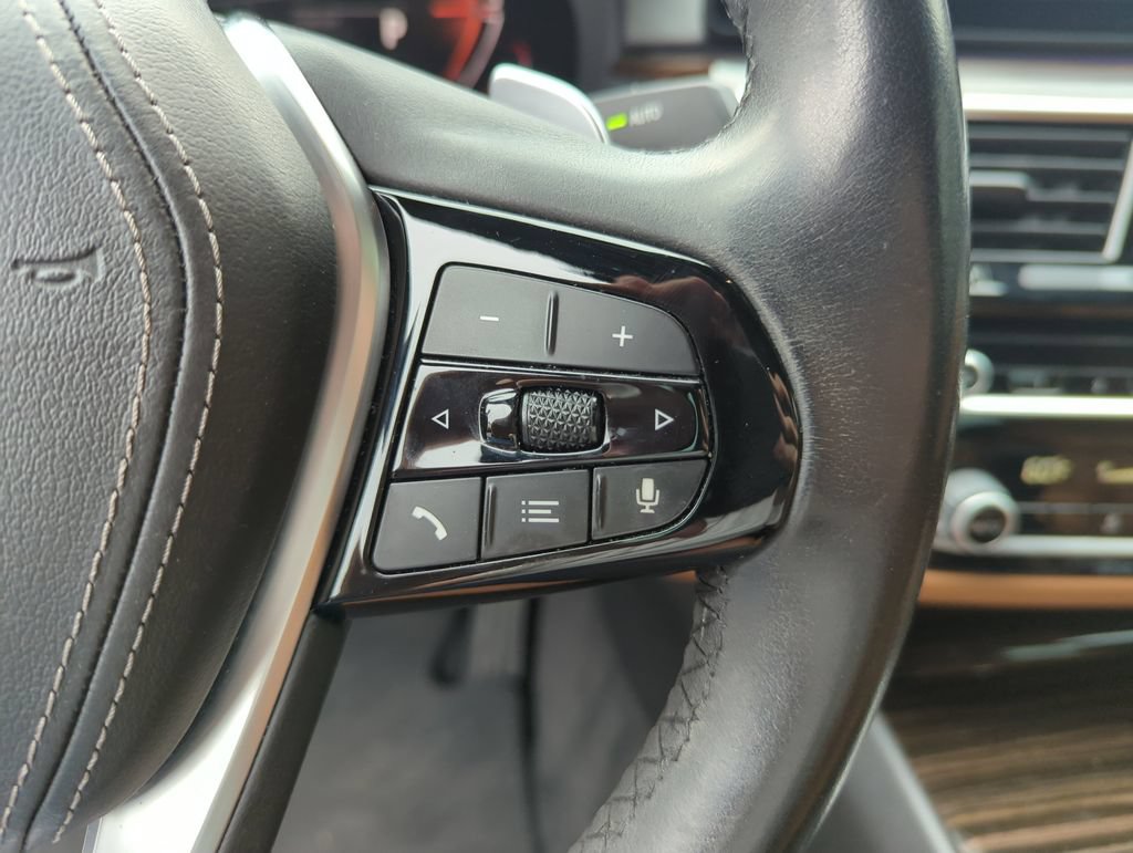 Used 2021 BMW 540i RWD image 22