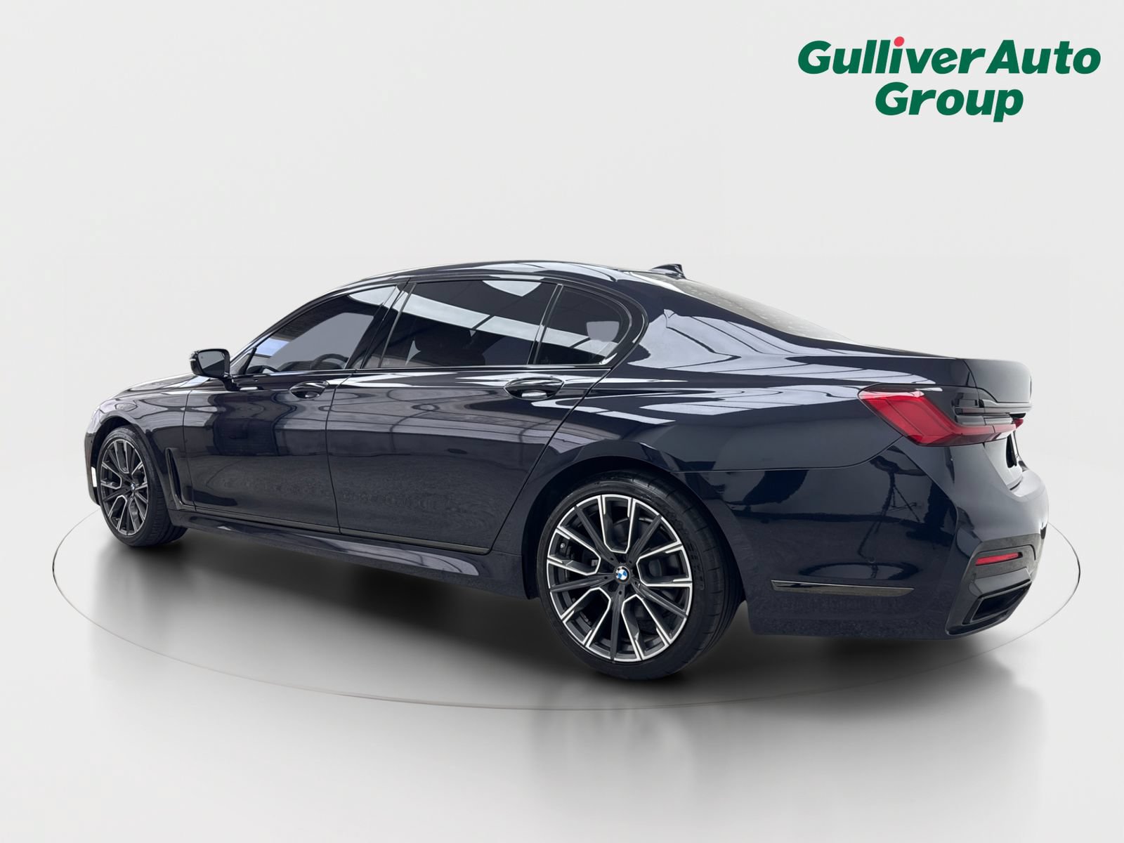 Used 2020 BMW 740i xDrive w/ M Sport Package AWD/4WD image 4