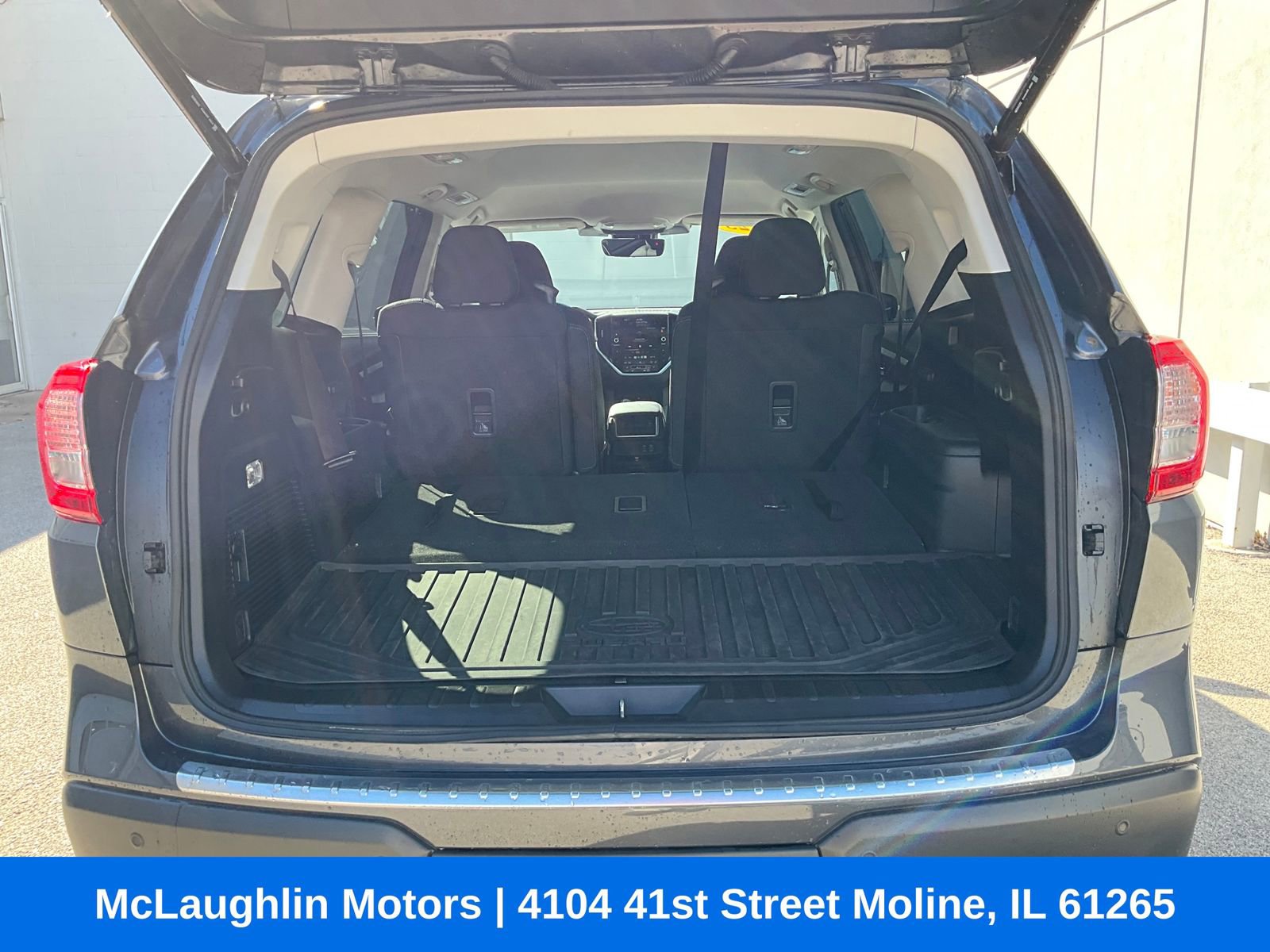 Certified 2023 Subaru Ascent Premium w/ Convenience Package image 11