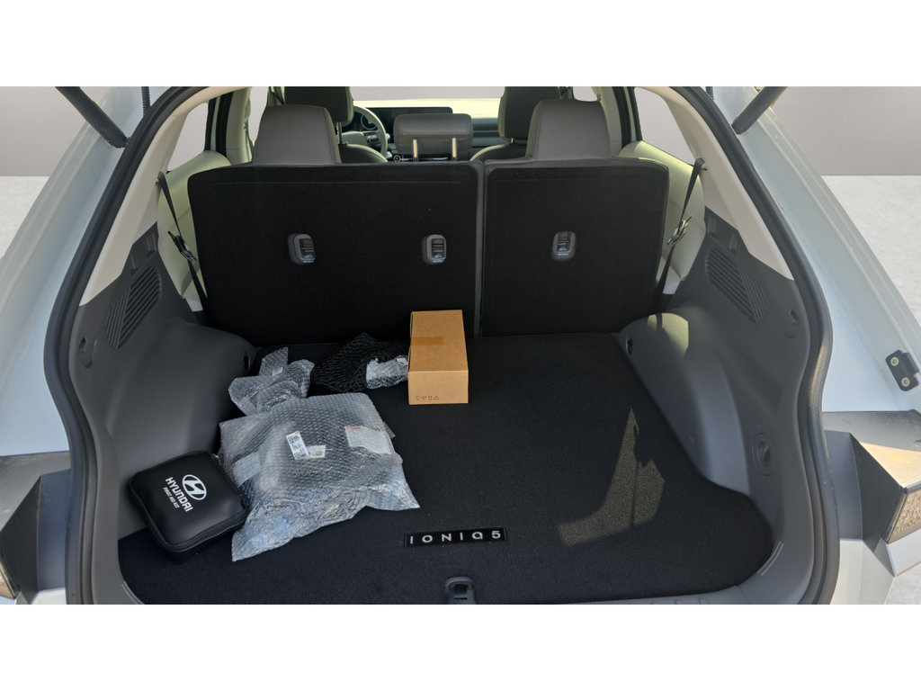 New 2026 Hyundai Ioniq 5 SEL AWD/4WD image 9