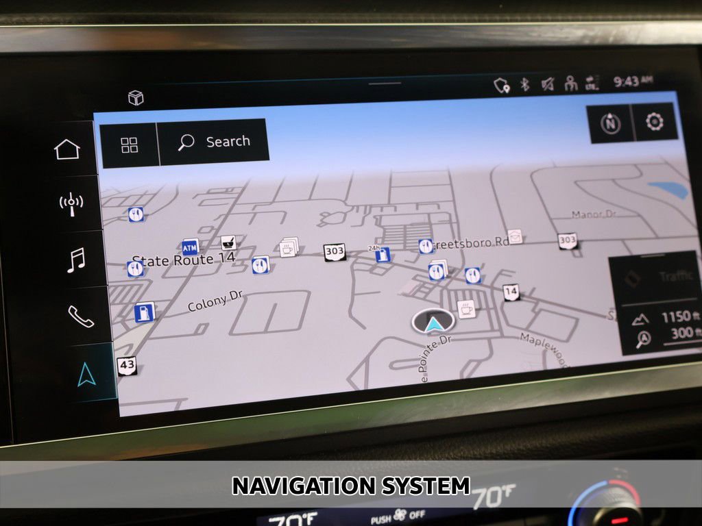 Used 2023 Audi Q3 2.0T Premium Plus w/ Premium Plus Package AWD/4WD image 3