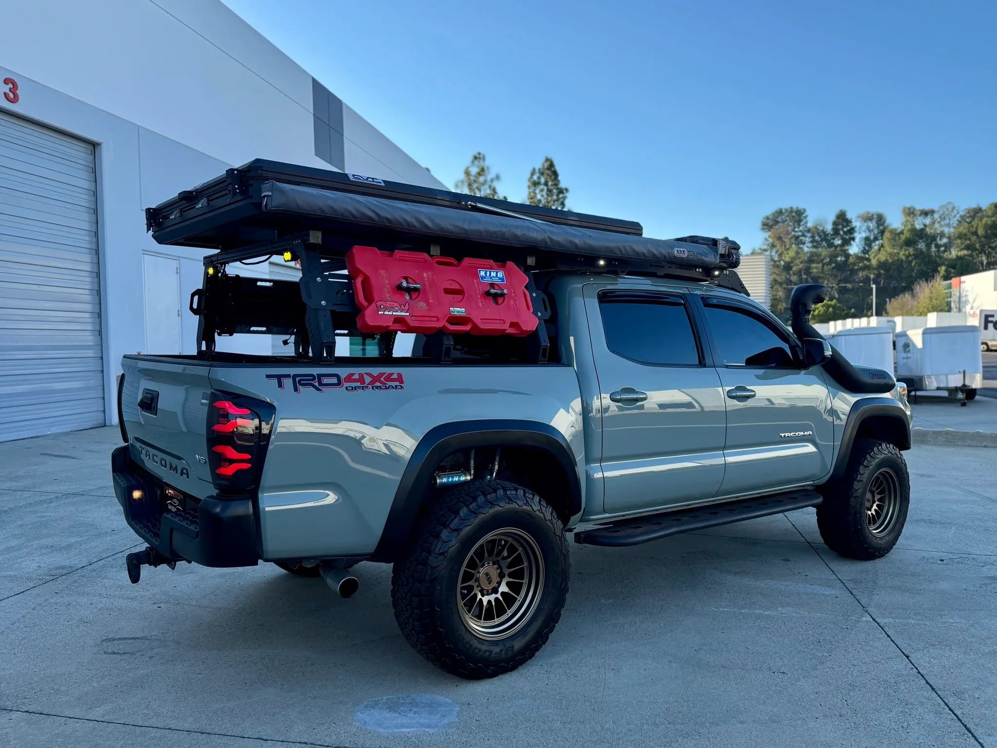 Used 2023 Toyota Tacoma TRD Off-Road AWD/4WD image 15