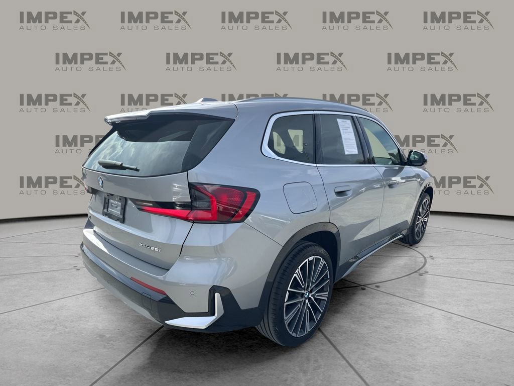Used 2023 BMW X1 xDrive28i w/ Premium Package image 5