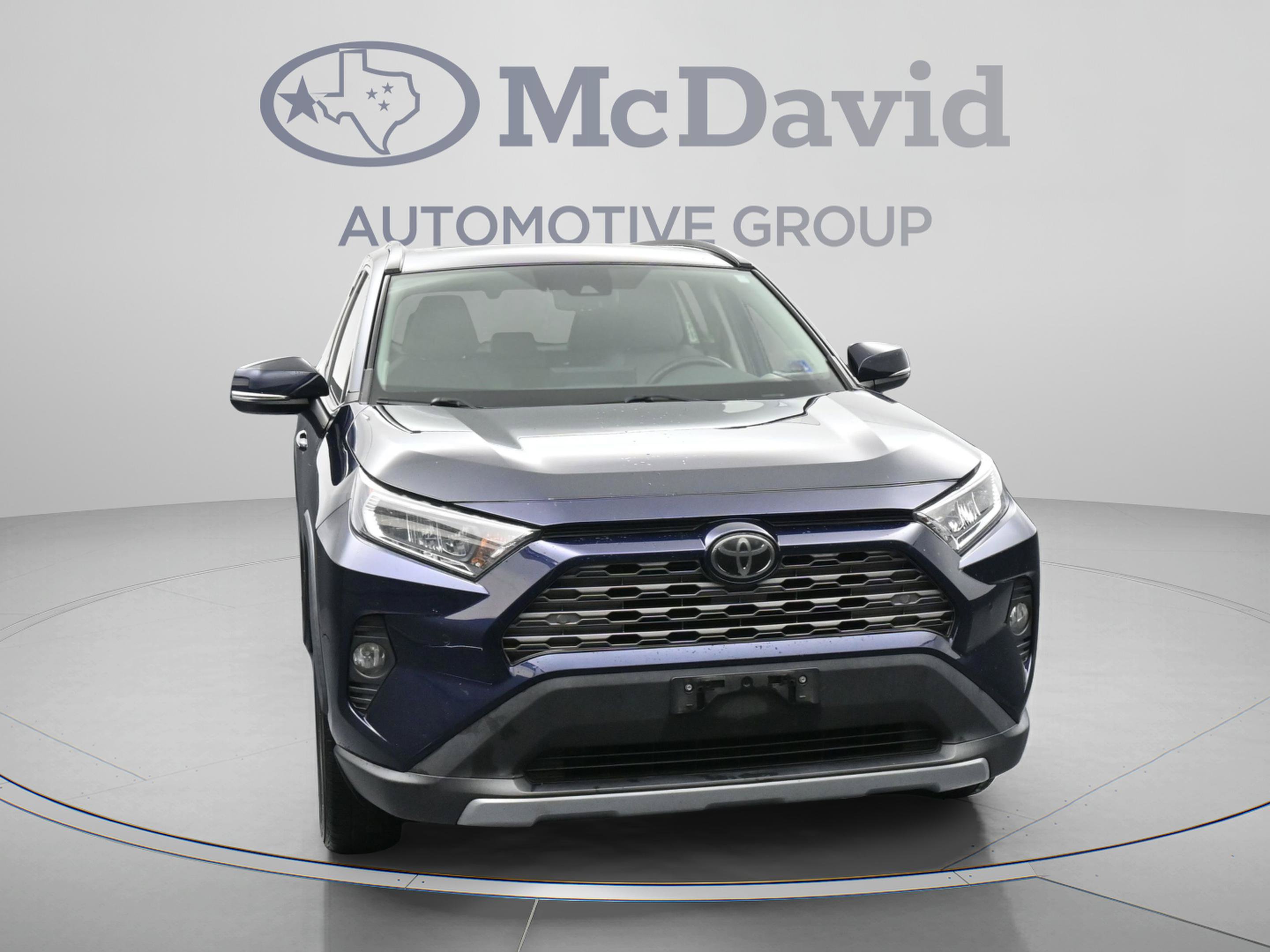 Used 2019 Toyota RAV4 Limited w/ Cold Weather Package FWD image 2