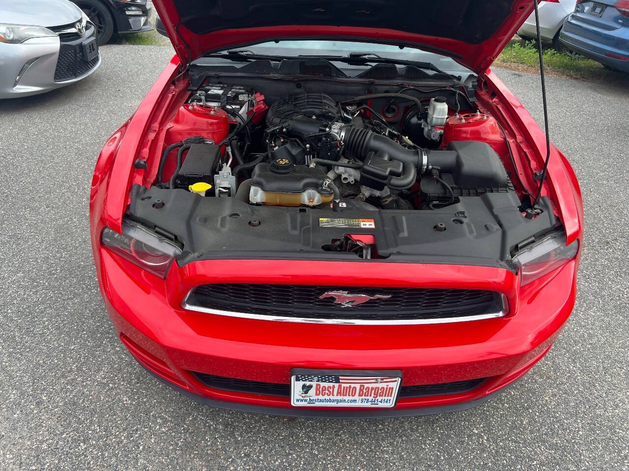 Used 2014 Ford Mustang Coupe RWD image 30