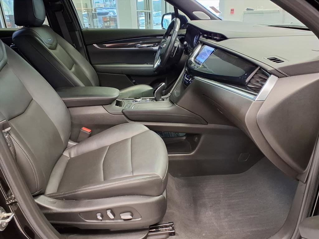 Certified 2024 Cadillac XT6 Sport w/ Technology Package image 10