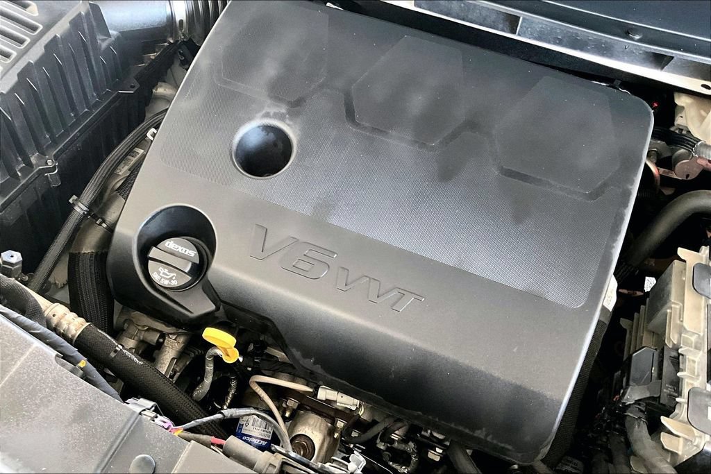 Used 2018 Buick Enclave Essence AWD/4WD image 31