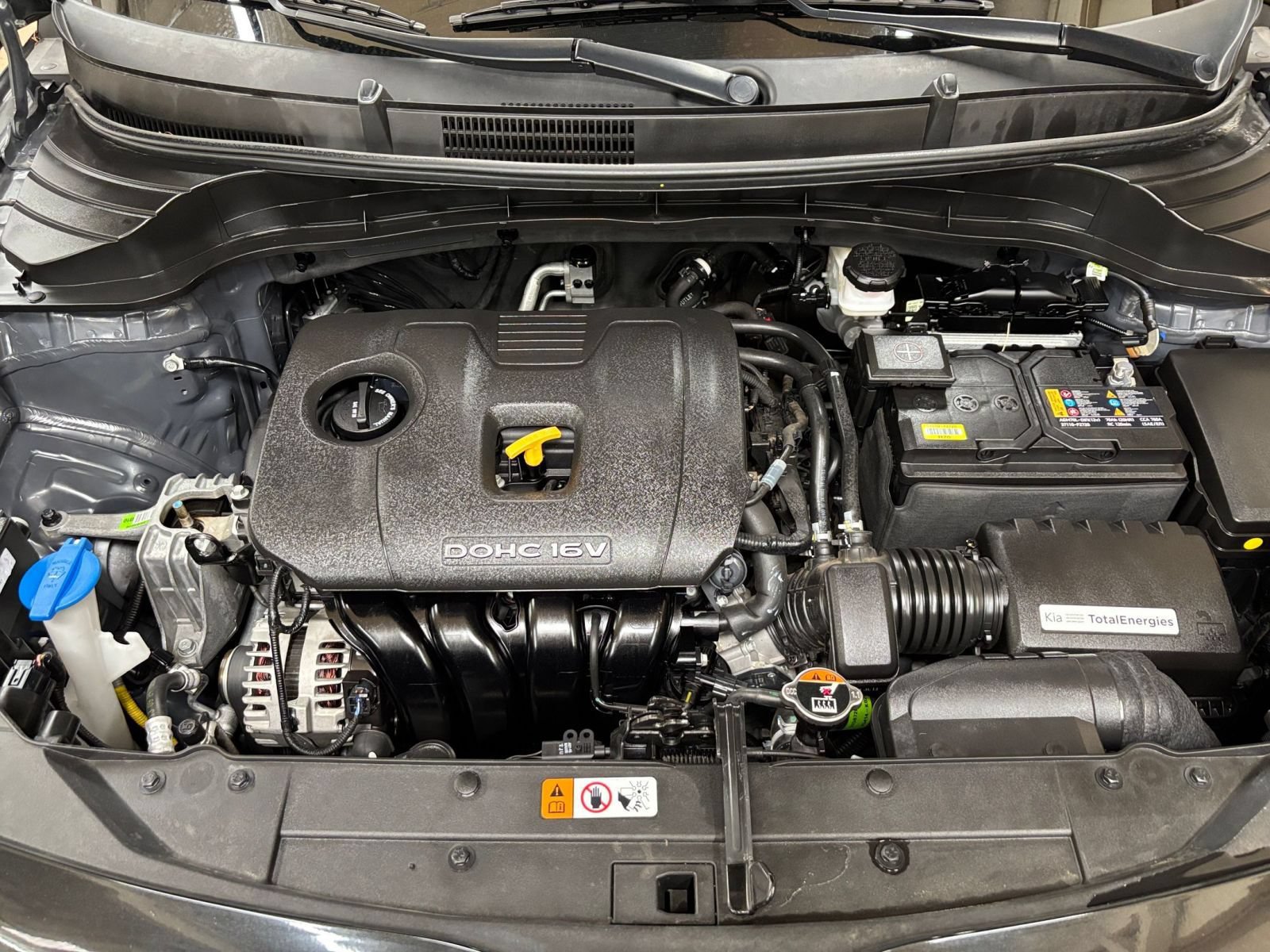 Used 2025 Kia Soul LX w/ LX Technology Package FWD image 29