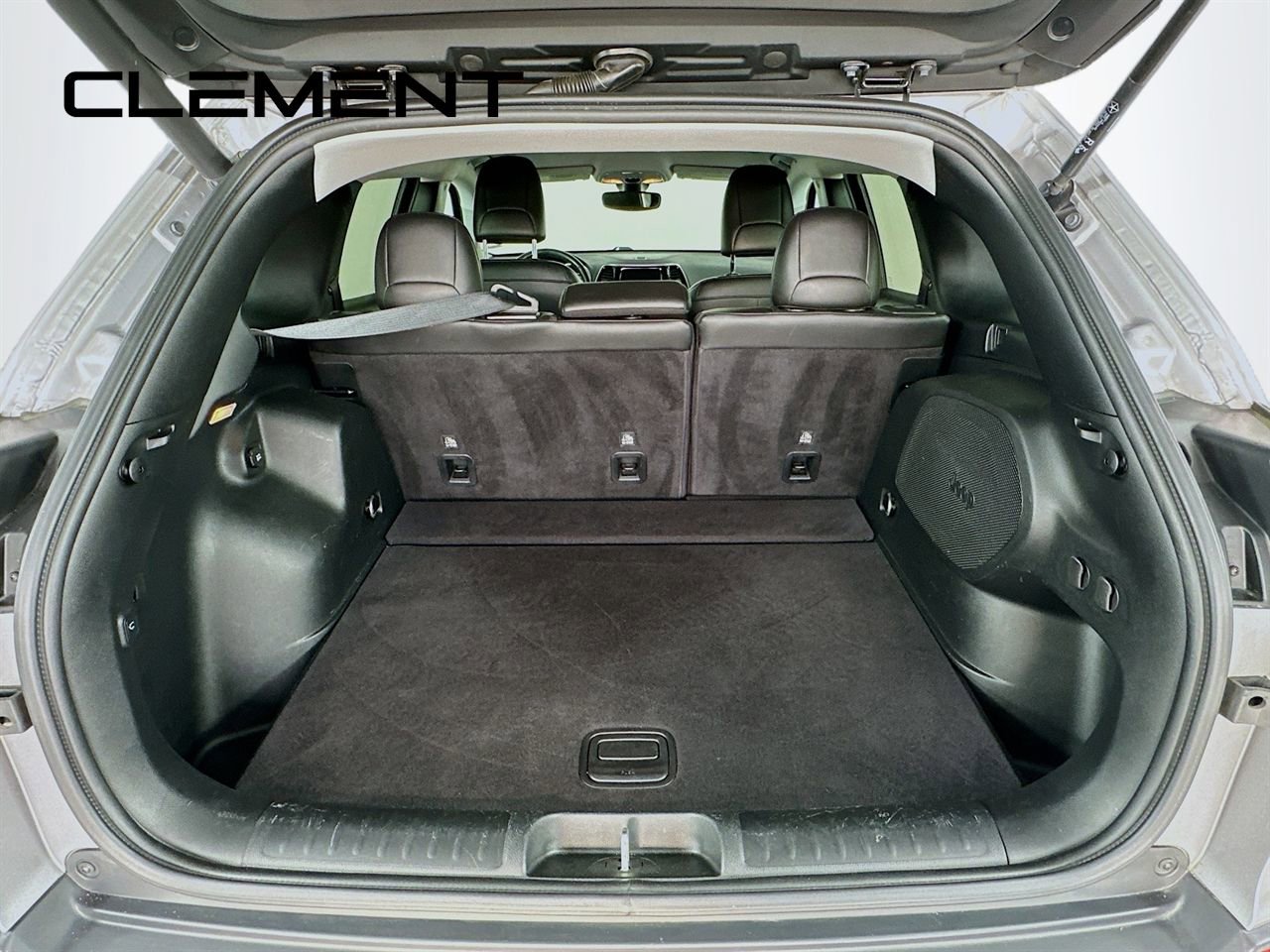 Used 2020 Jeep Cherokee Limited image 11