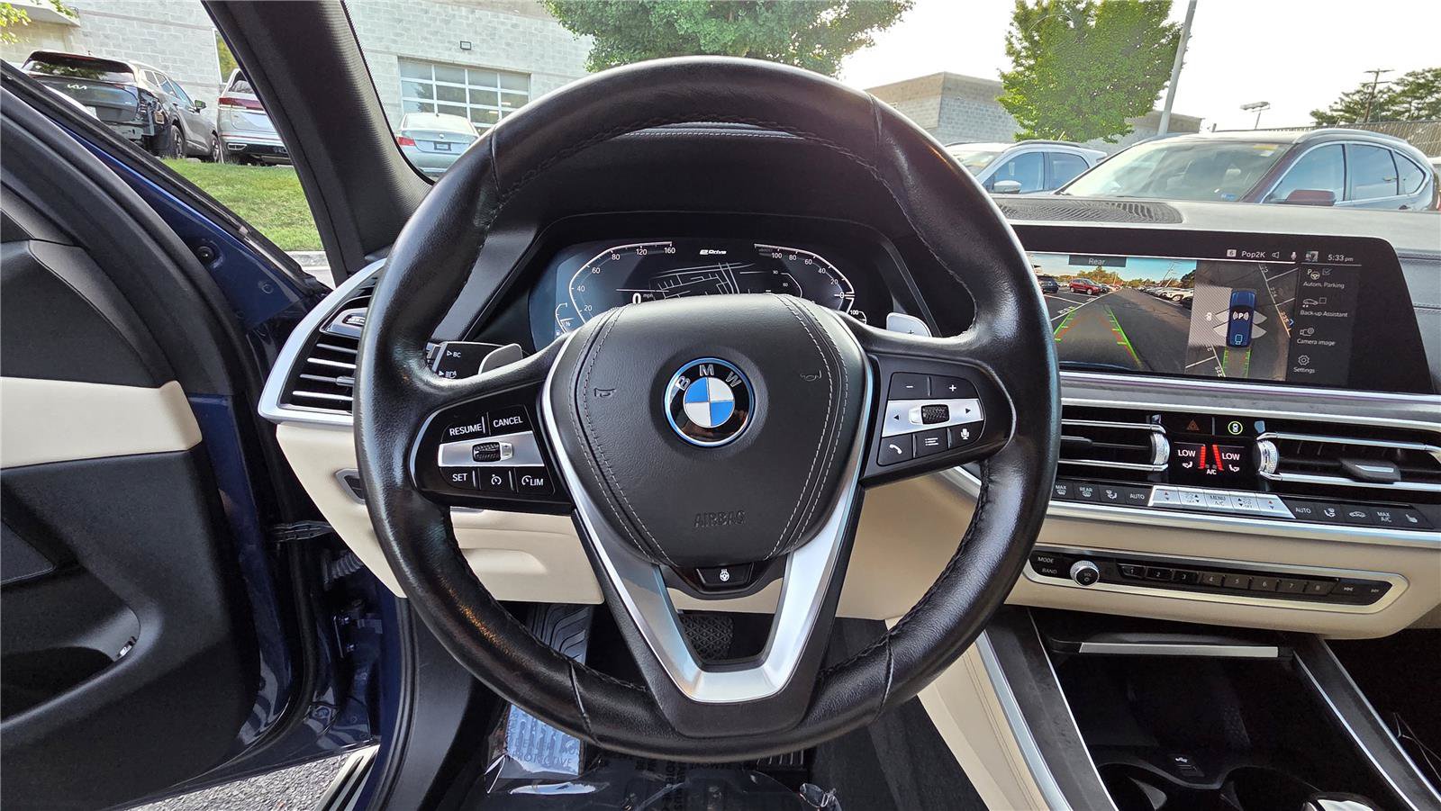 Used 2022 BMW X5 xDrive45e w/ Climate Comfort Package AWD/4WD image 19