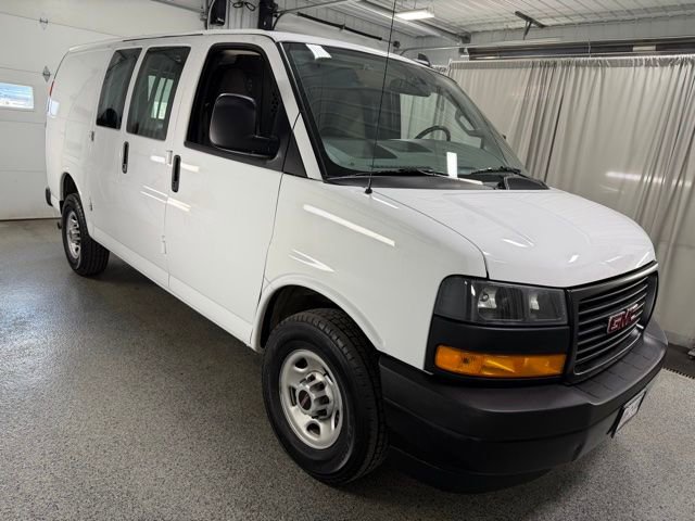 Used 2023 GMC Savana 2500 w/ Driver Convenience Package RWD image 3