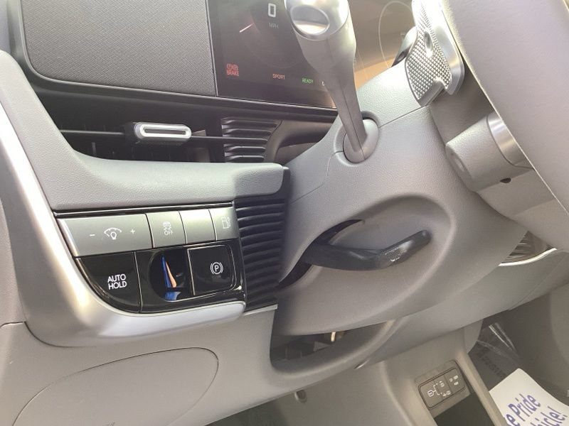New 2027 Hyundai Ioniq 5 SE AWD/4WD image 24