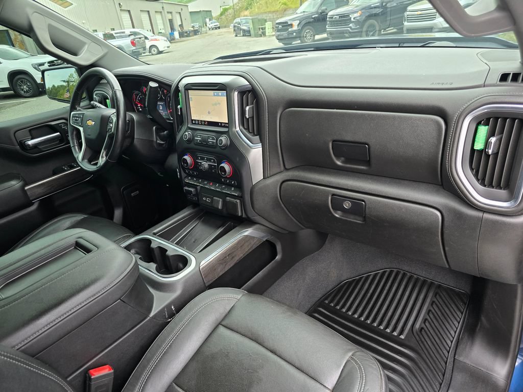 Certified 2019 Chevrolet Silverado 1500 LTZ w/ LTZ Plus Package AWD/4WD image 30