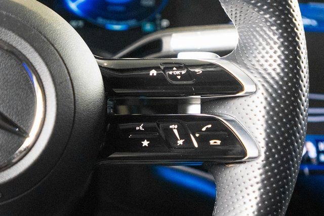 Certified 2022 Mercedes-Benz EQS 580 4MATIC Sedan image 16