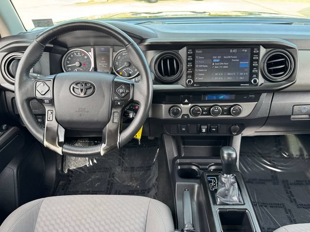 Used 2022 Toyota Tacoma SR5 AWD/4WD image 13
