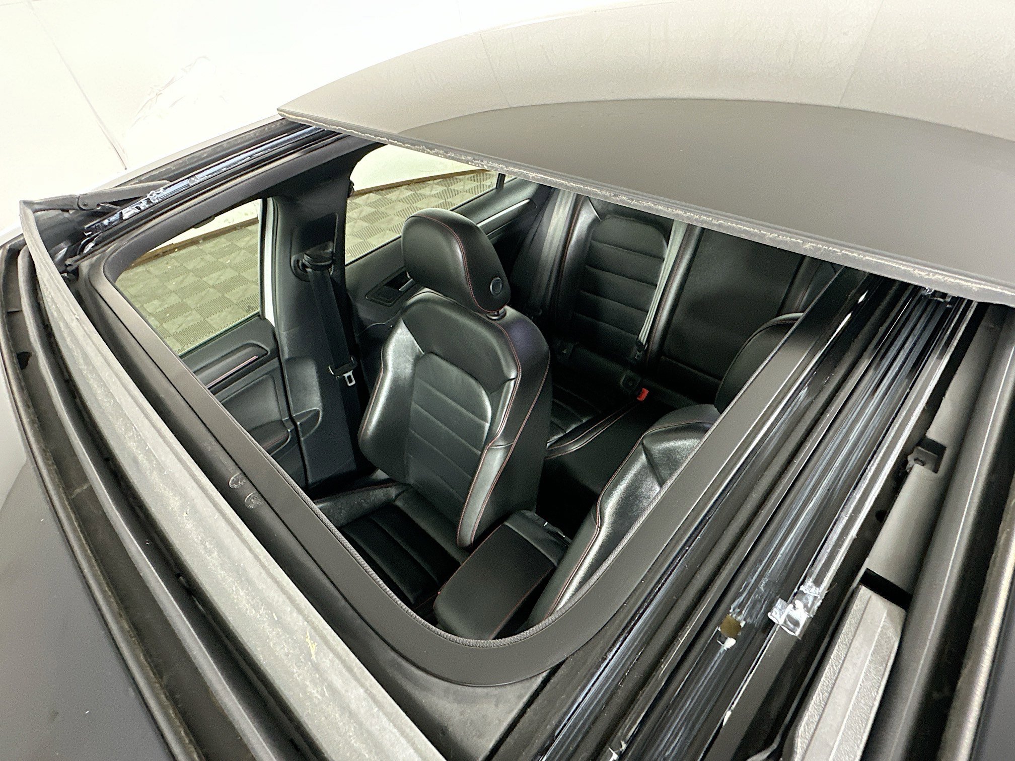 Used 2020 Volkswagen GTI 4-Door FWD image 21