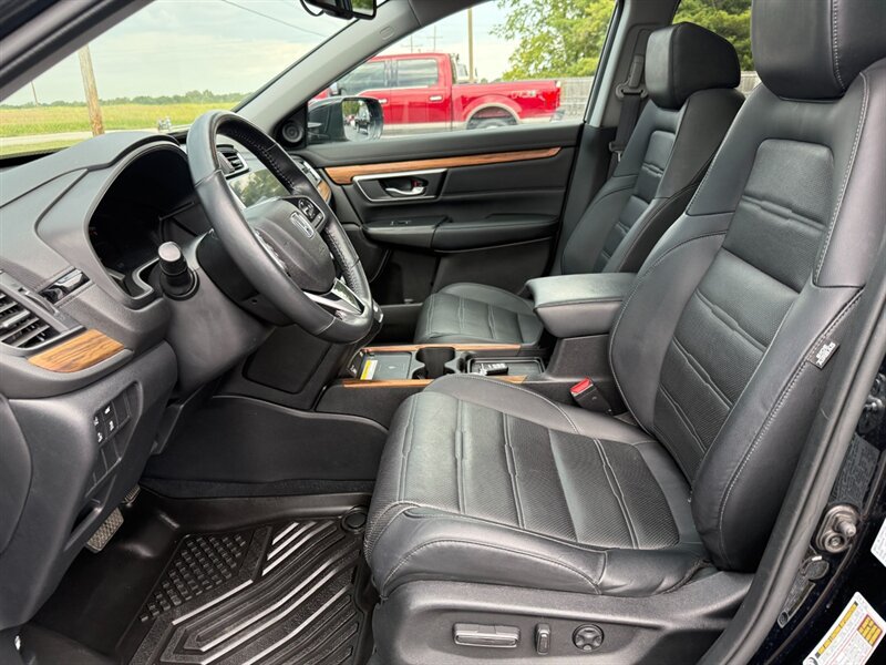Used 2022 Honda CR-V Touring image 10