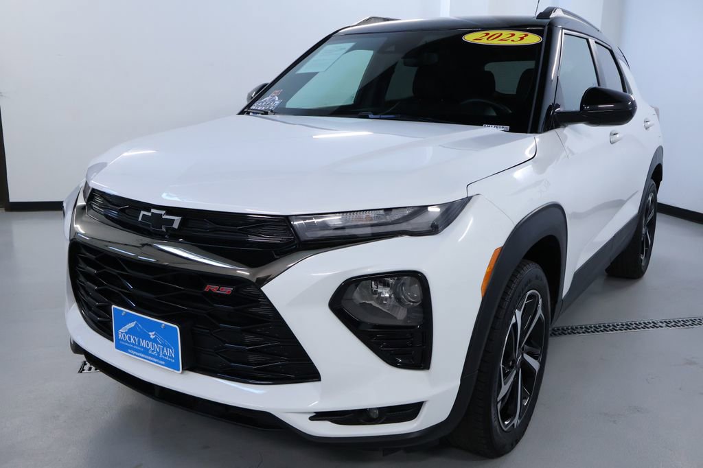Used 2023 Chevrolet TrailBlazer RS image 3