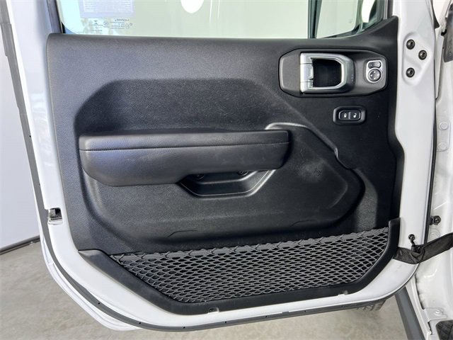 Used 2021 Jeep Gladiator Sport image 23