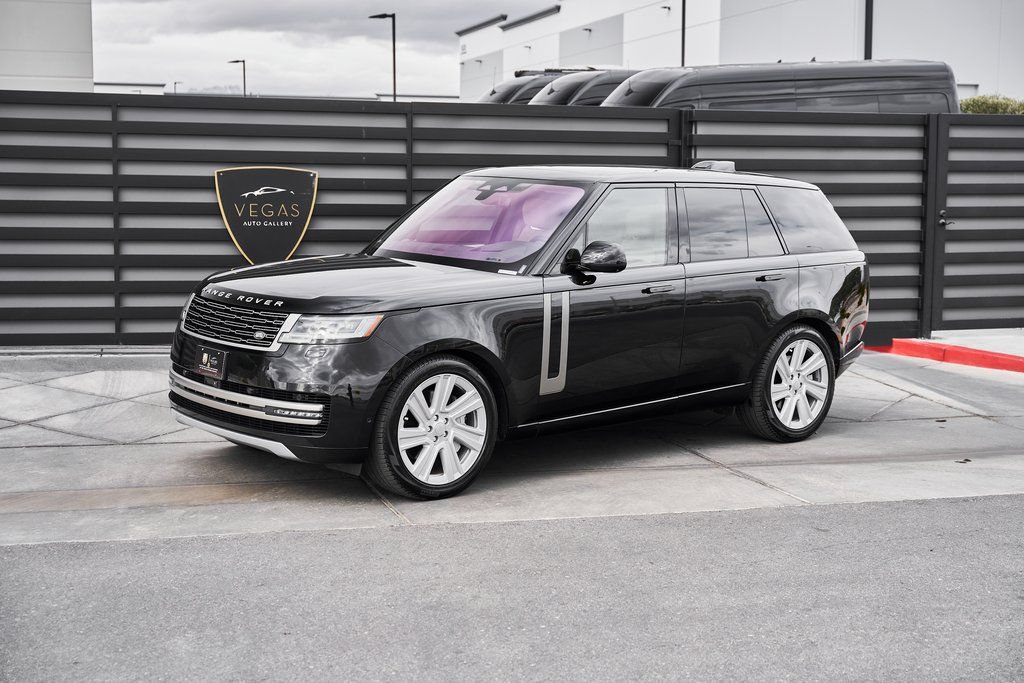Used 2023 Land Rover Range Rover SE AWD/4WD image 5