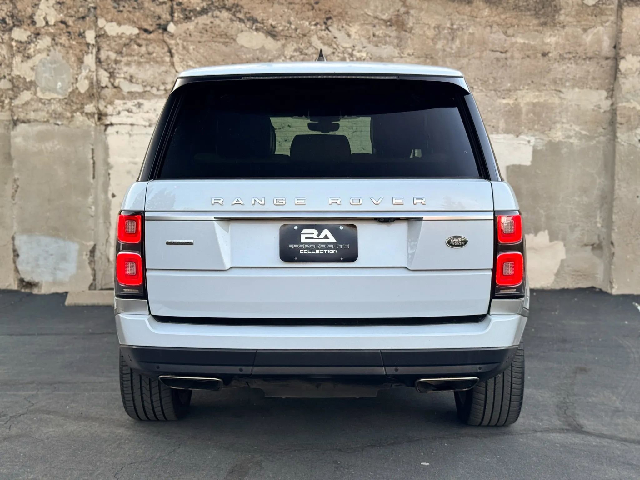 Used 2019 Land Rover Range Rover Supercharged image 5