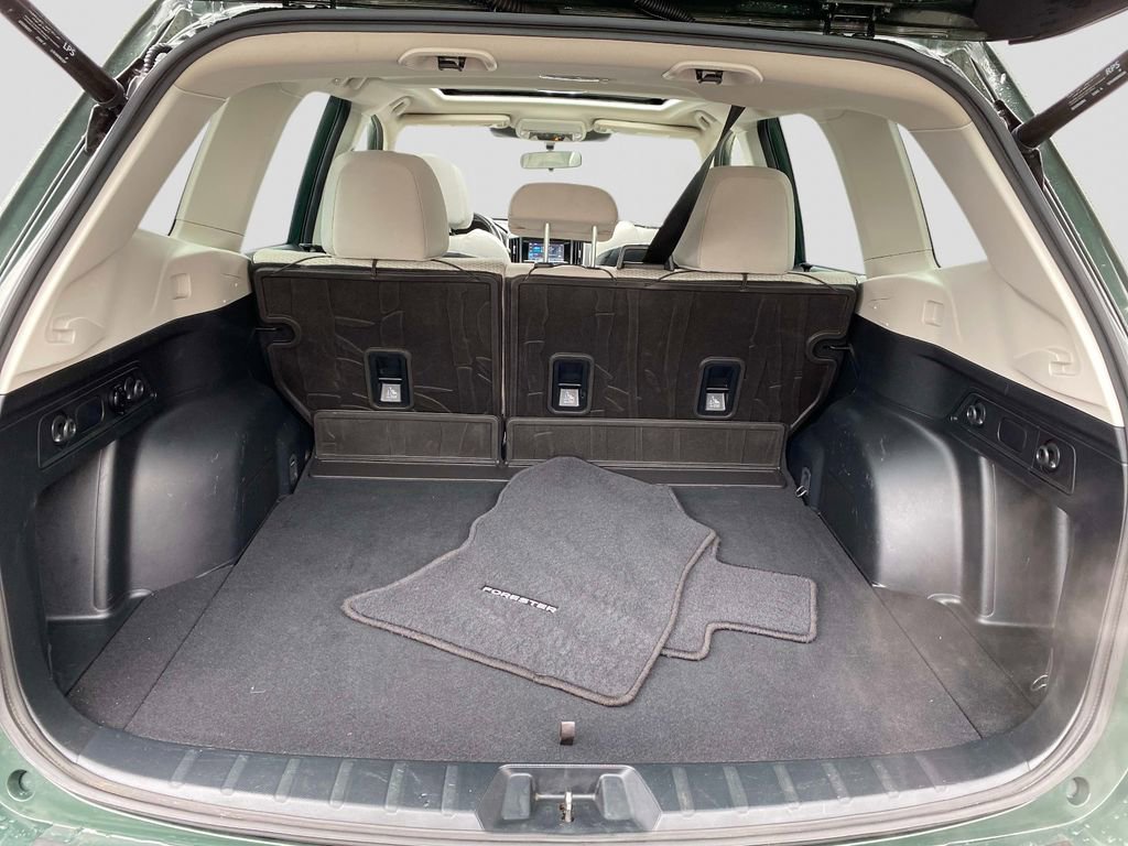Used 2022 Subaru Forester Premium image 6