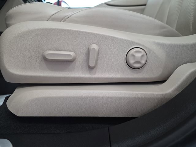 Used 2017 Buick Envision Essence image 13