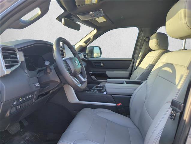 Used 2026 Toyota Tundra Limited AWD/4WD image 10