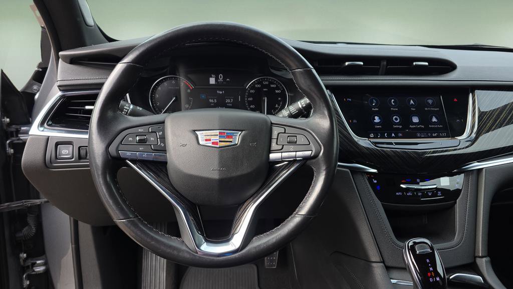 Used 2022 Cadillac XT6 Premium Luxury image 13