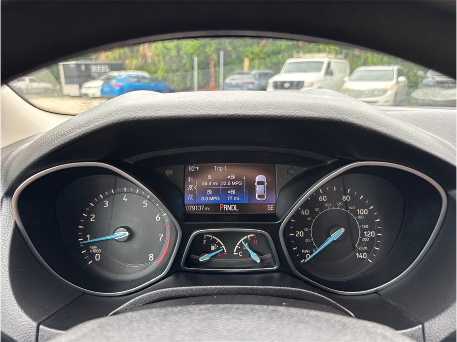 Used 2017 Ford Focus SE FWD image 15