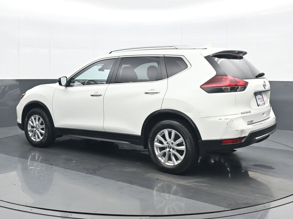 Used 2020 Nissan Rogue S w/ Special Edition Package image 4