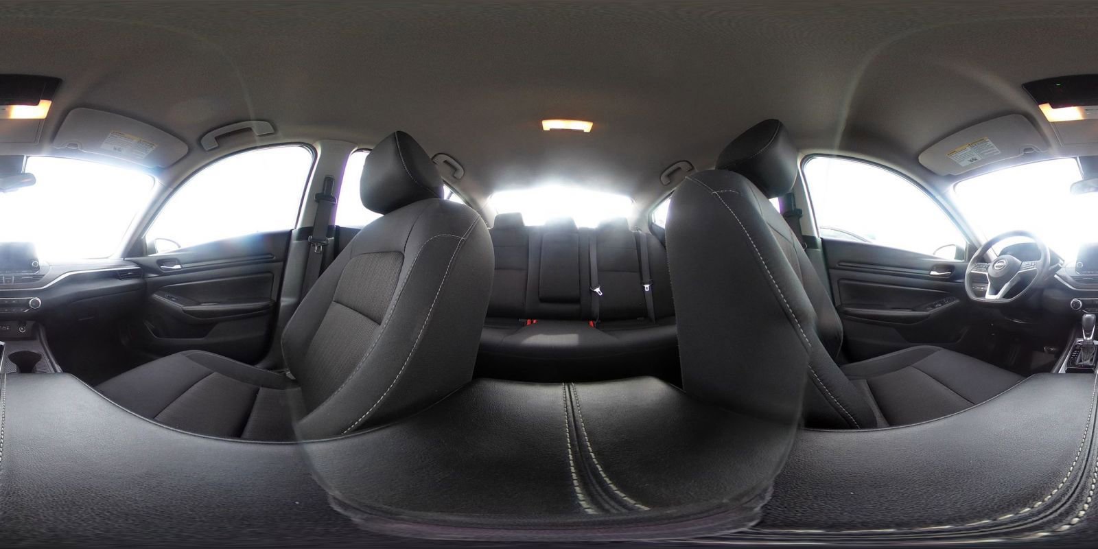 Used 2025 Nissan Altima 2.5 SV FWD image 44