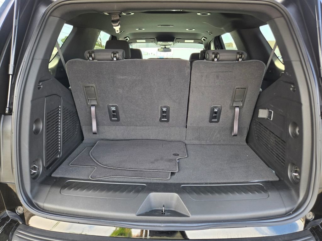 Used 2024 Chevrolet Tahoe LS w/ Driver Alert Package RWD image 13