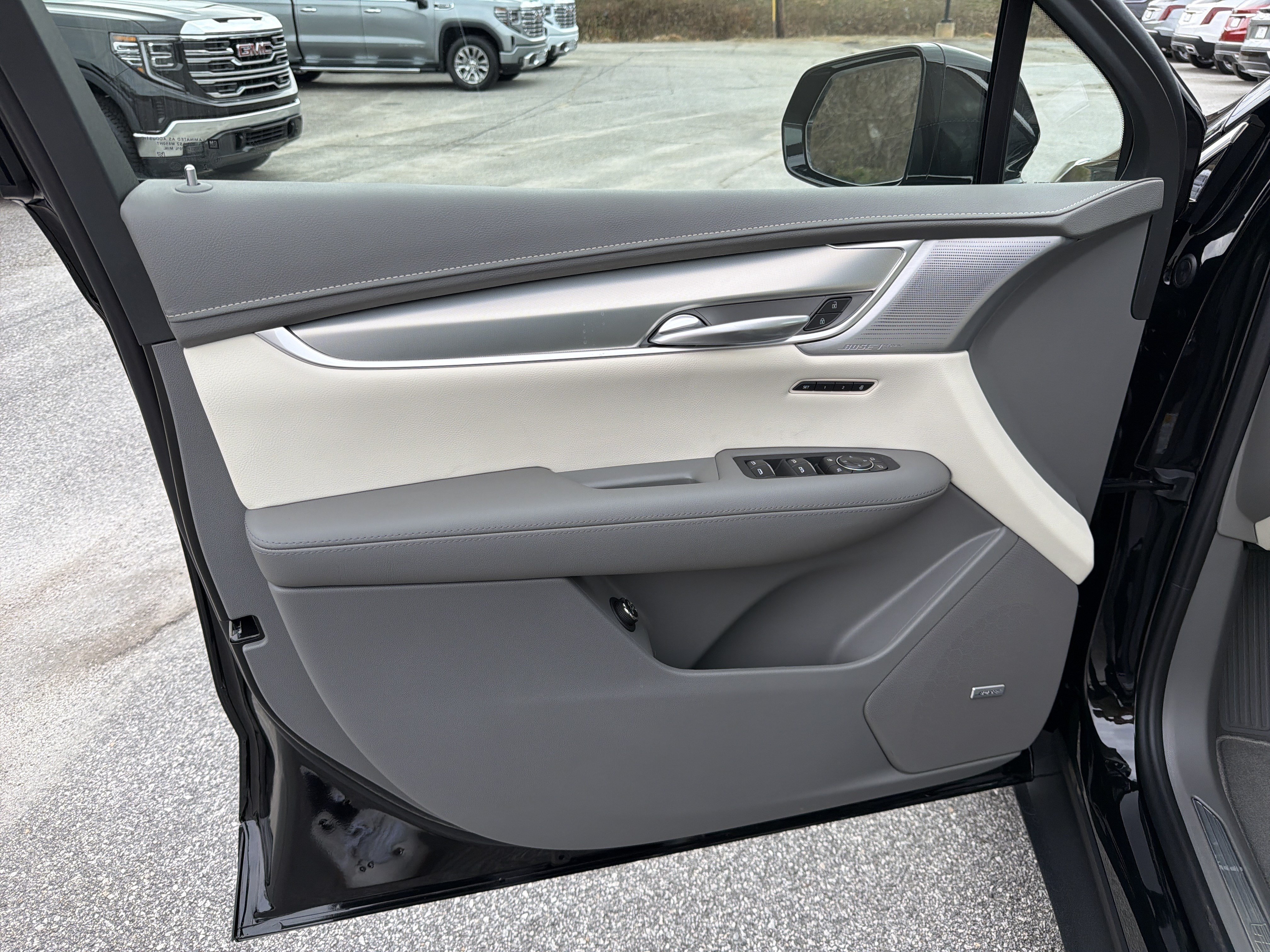 New 2026 Cadillac XT5 Premium Luxury FWD image 12