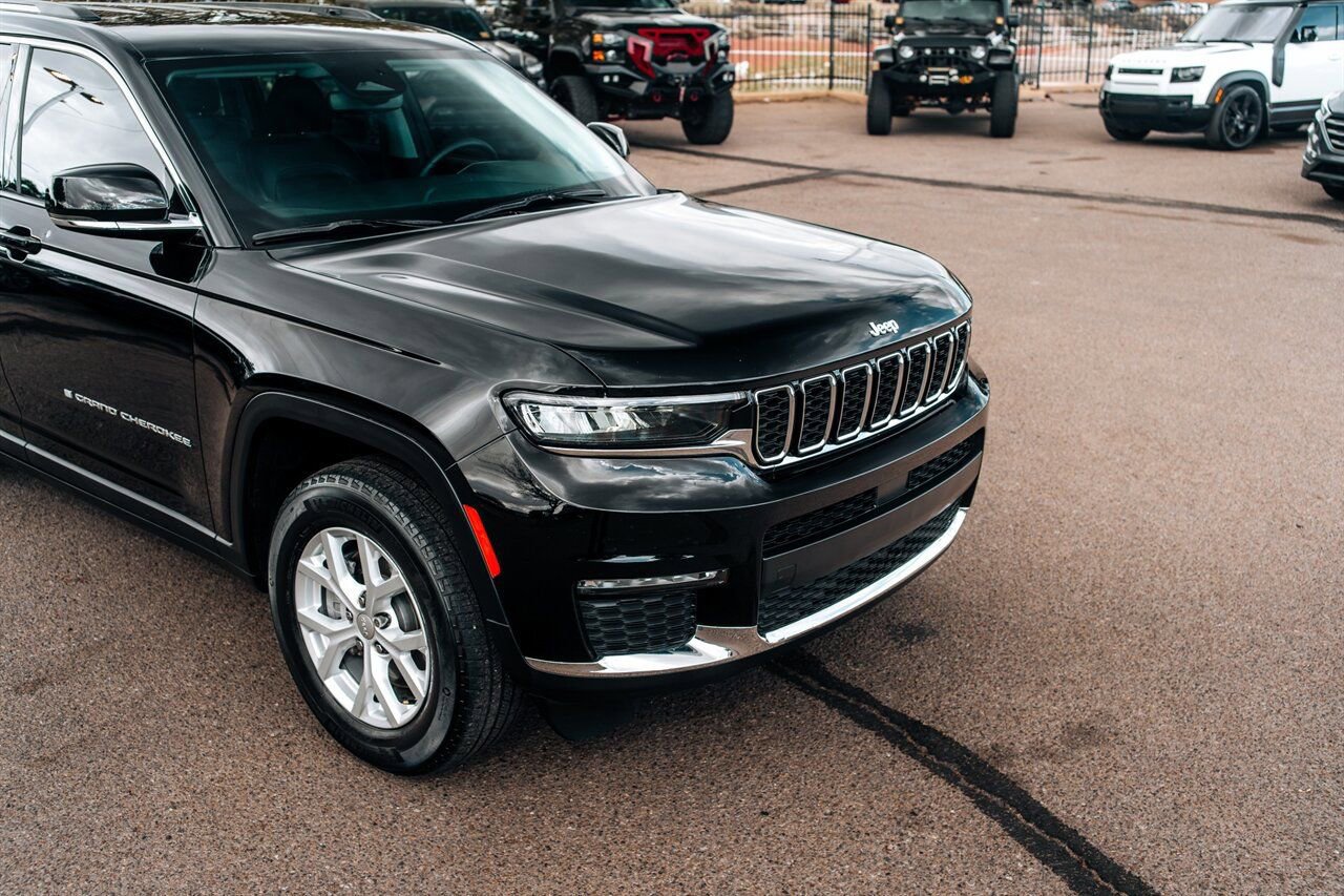 Used 2023 Jeep Grand Cherokee L Limited w/ Trailer Tow Group (B) image 9