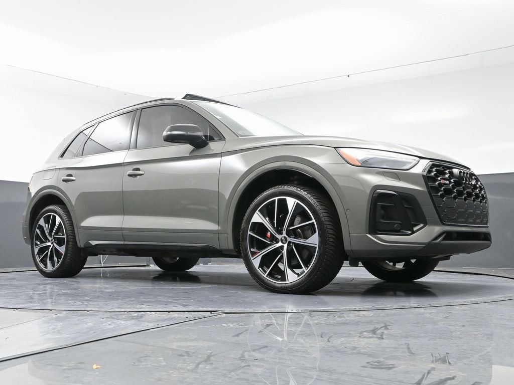 Used 2023 Audi SQ5 Prestige w/ Prestige Package image 57