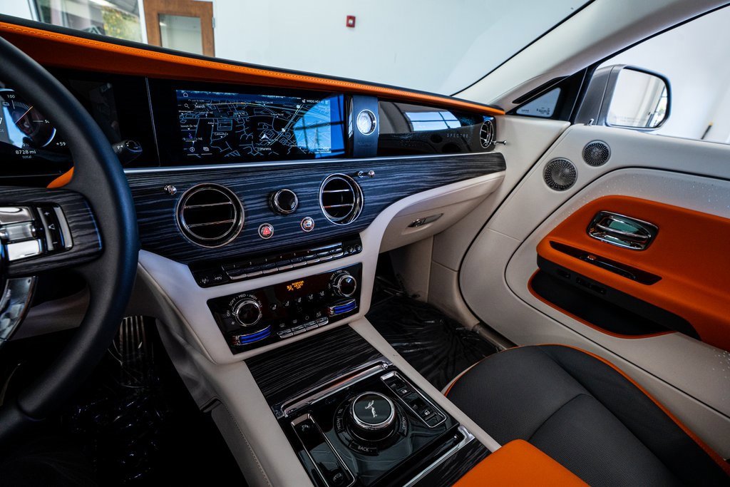 Used 2024 Rolls-Royce Spectre w/ Spectre Launch Package image 46