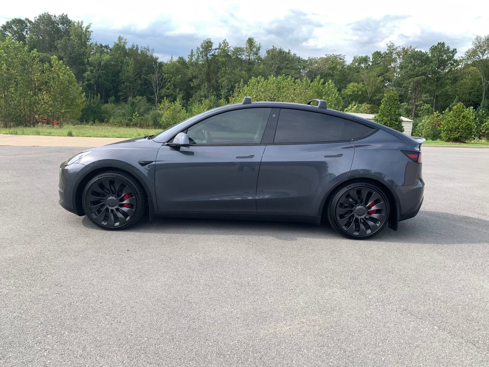 Used 2022 Tesla Model Y Performance image 4