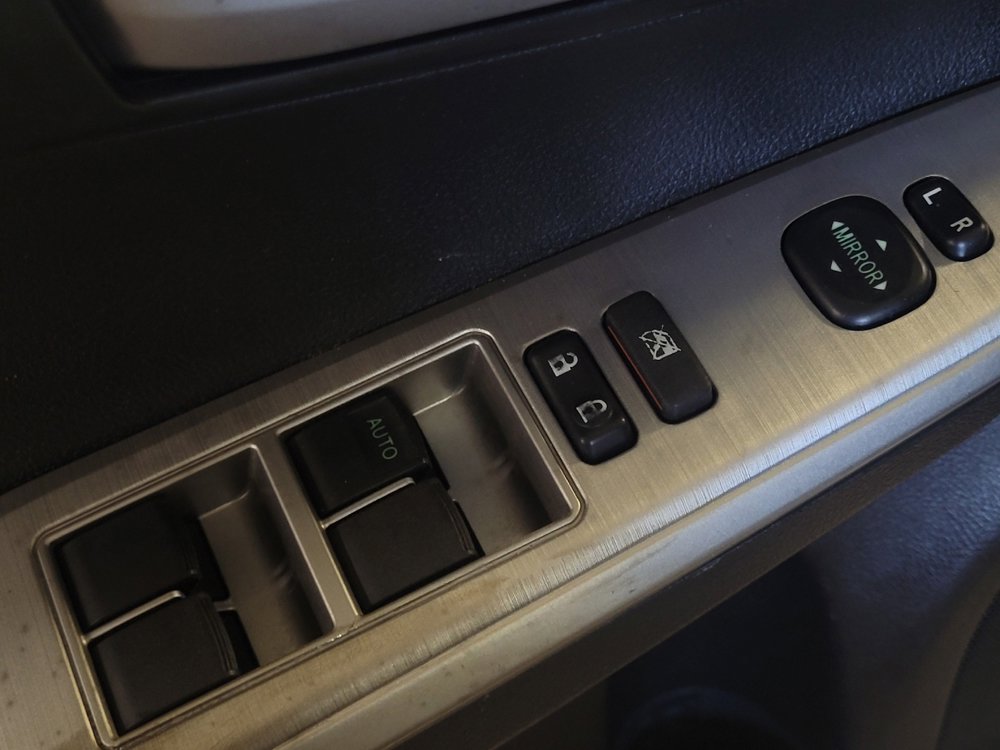 Used 2014 Toyota Camry SE image 27