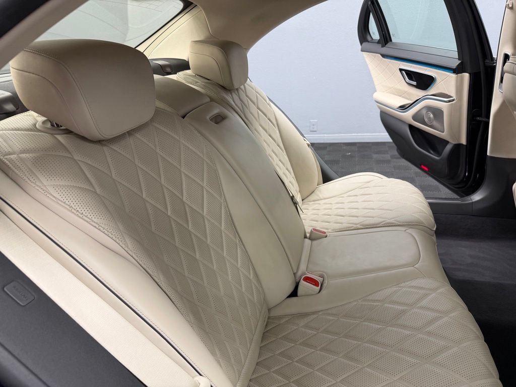 Used 2024 Mercedes-Benz S 580 4MATIC Sedan image 45