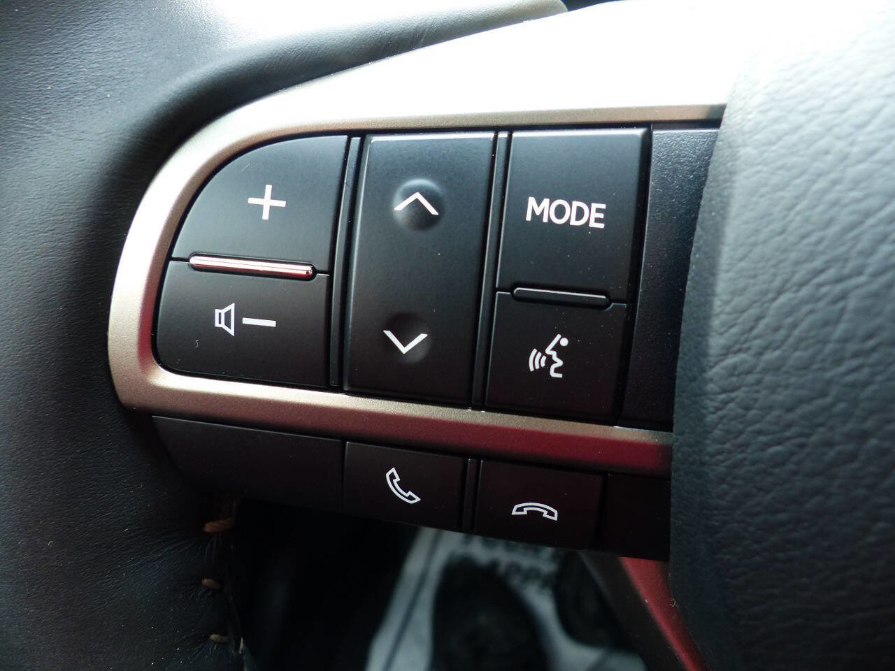 Used 2017 Lexus ES 350 w/ Luxury Package image 26