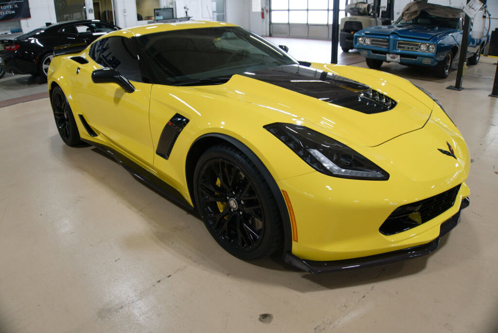Used 2016 Chevrolet Corvette Z06 w/ 3LZ Preferred Equipment Group image 7